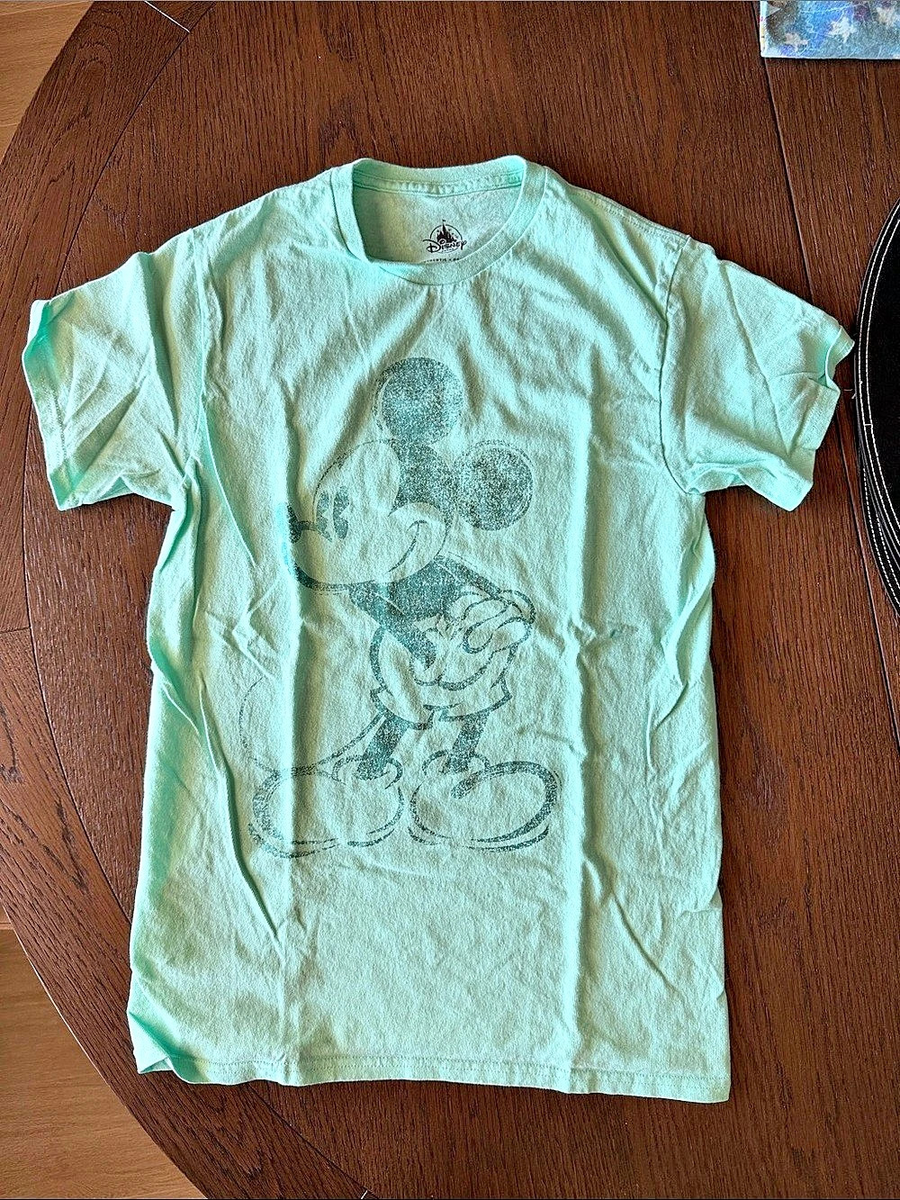 Disney Mickey Mouse Graphic Tee Small Green